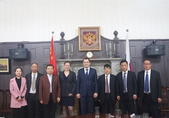 汖明西秀｜ 走进俄罗斯联邦驻上海总领事馆